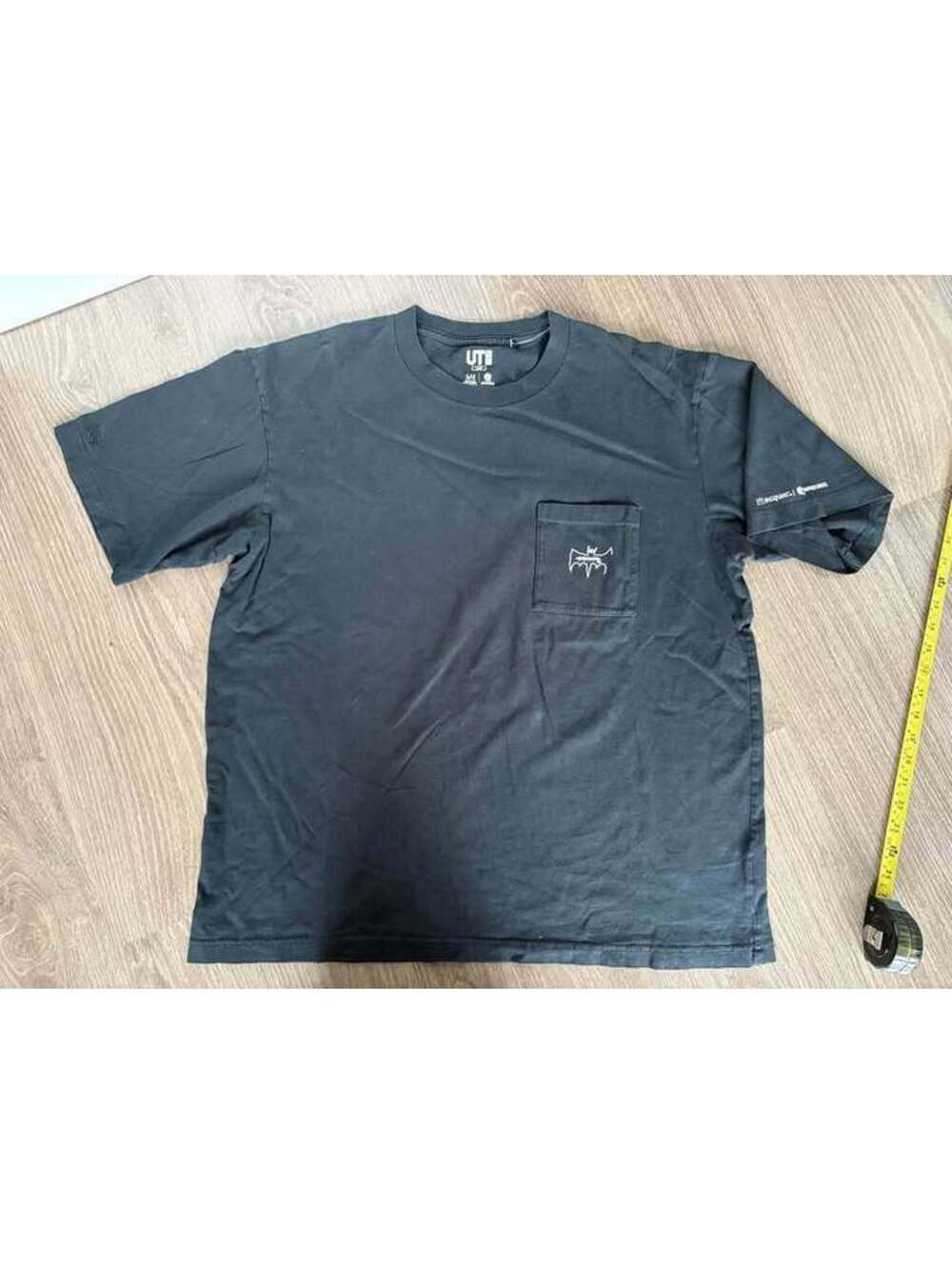 Jean Michel Basquiat Uniqlo Batman Black T Shirt Large Black Pocket Tee L